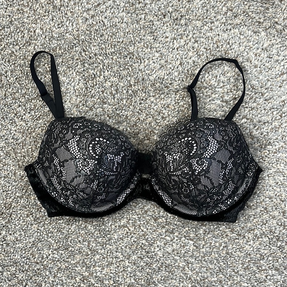 Victoria’s Secret Very Sexy Push-up Bra, 32C